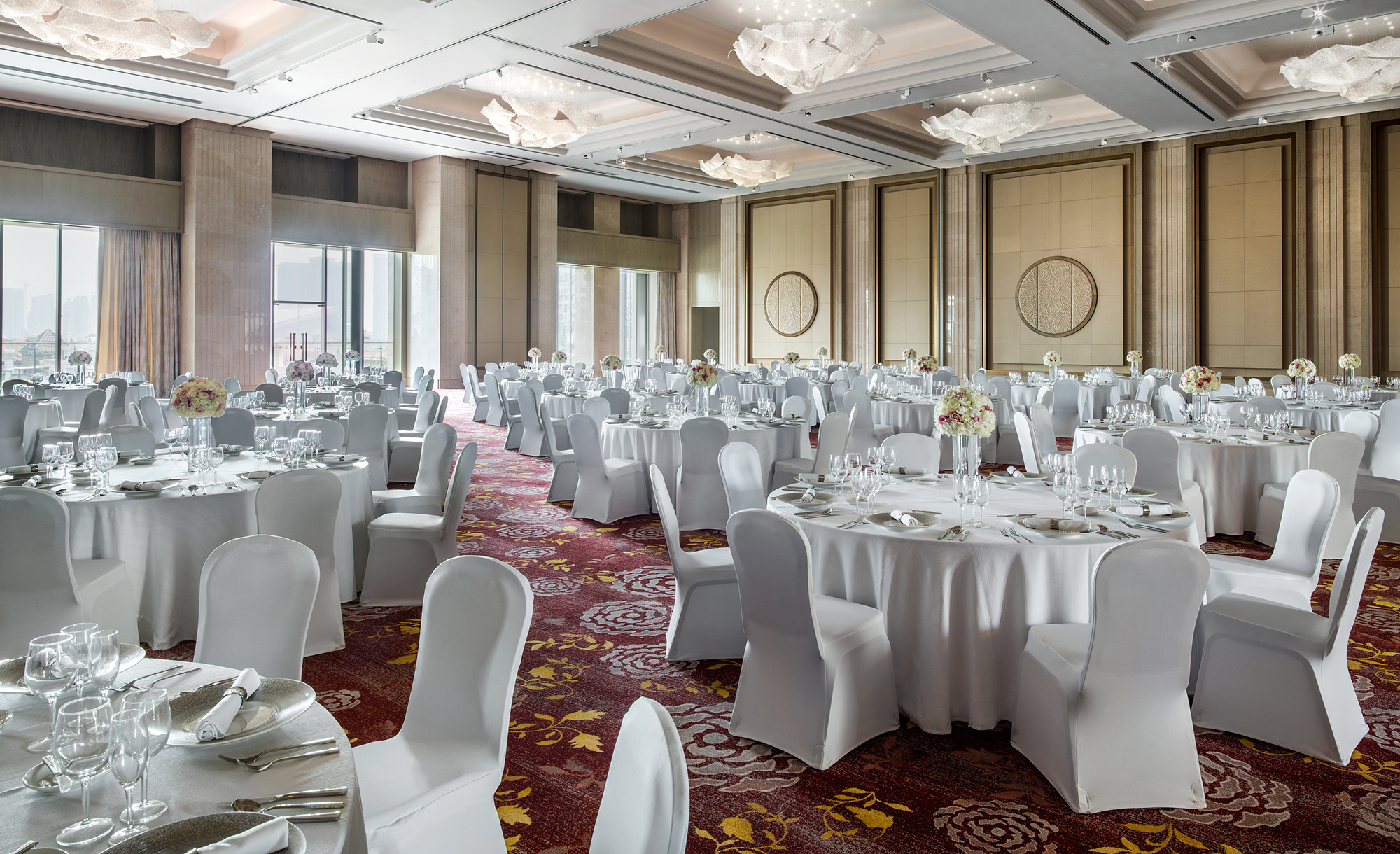 tlhfe-the-grand-ballroom-western-setup.jpg
