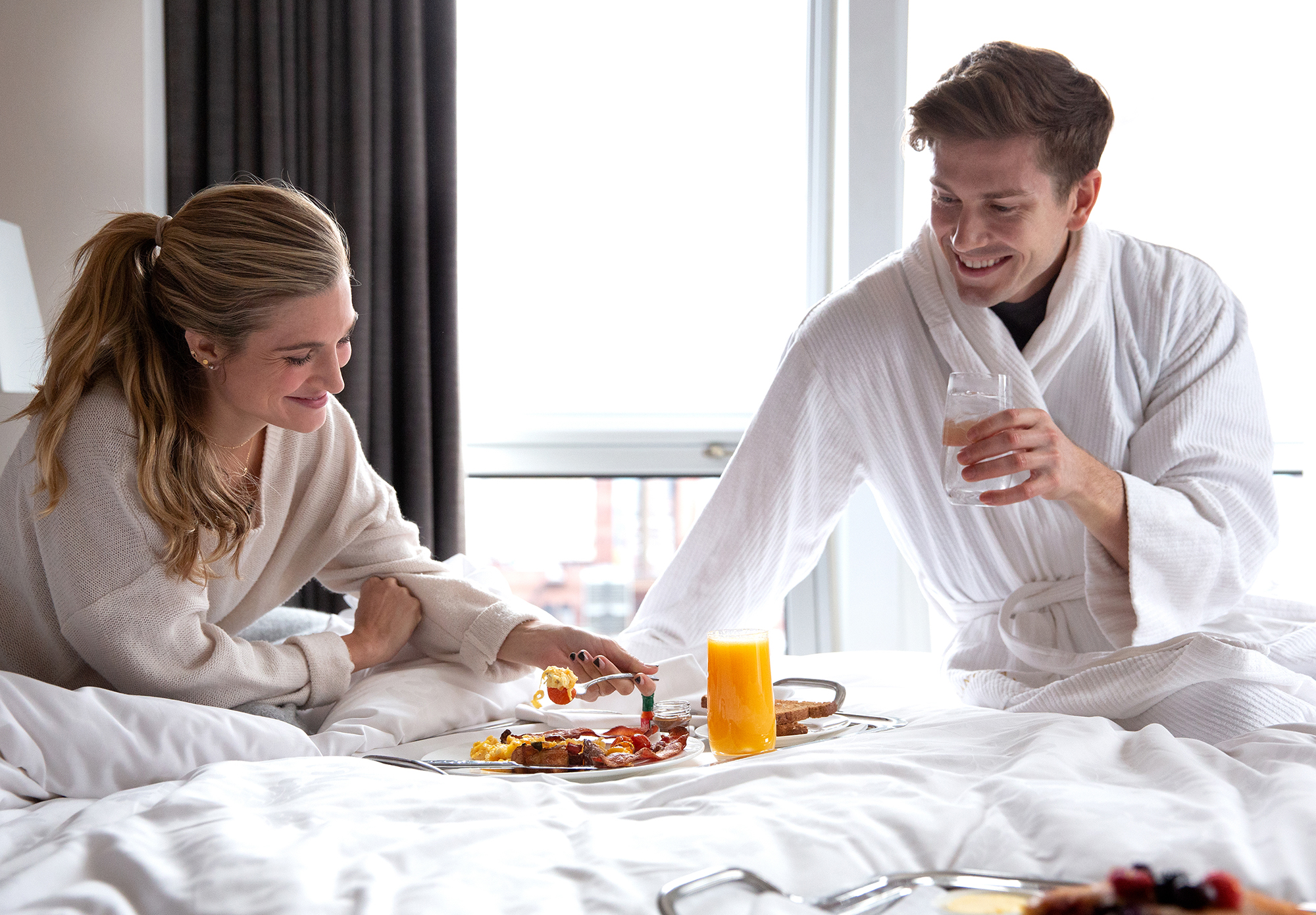 tlnyc-gift-breakfast-in-bed.jpg